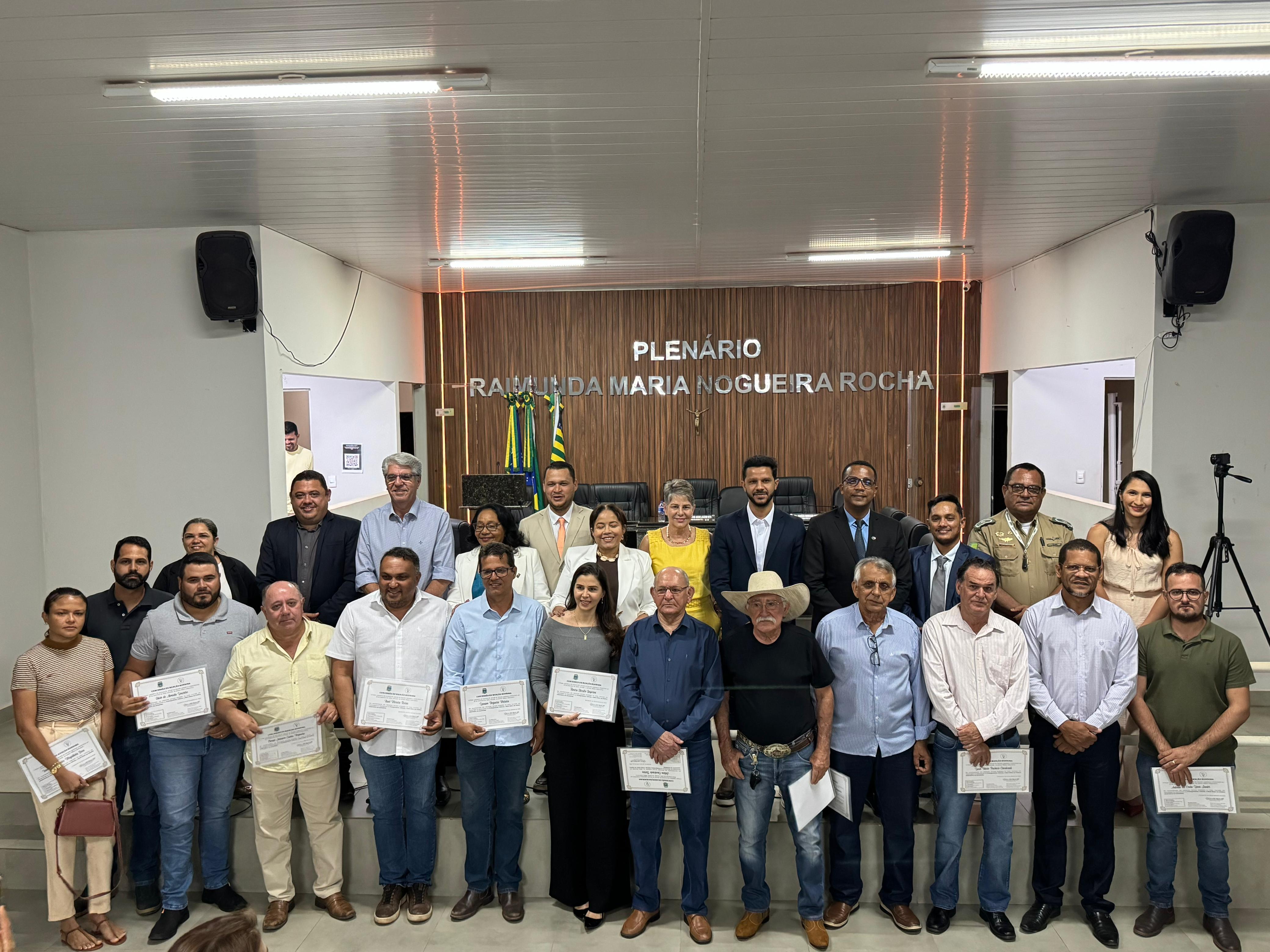 Câmara de Vereadores de Corrente realiza sessão solene em homenagem ao dia do médico Veterinário 