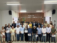 Câmara de Vereadores de Corrente realiza sessão solene em homenagem ao dia do médico Veterinário 