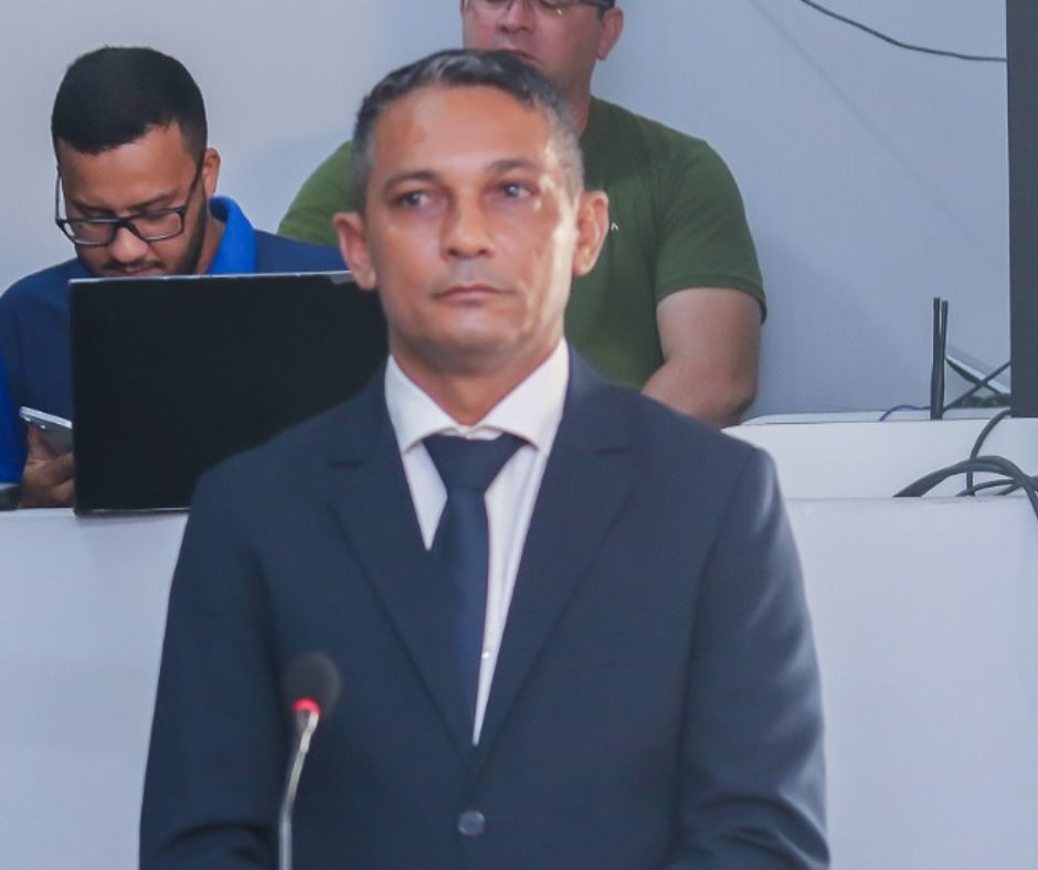 Projeto de Robério Lustosa dá nome à Rua Luiz do Nascimento Borges Jacobina no centro de Corrente