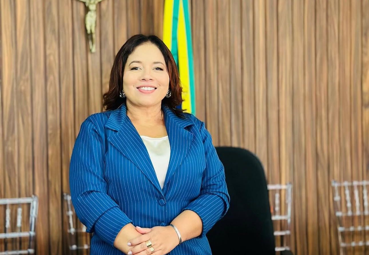 Rosivânia Ribeiro apresenta dois projetos de lei voltados à inclusão e acessibilidade em Corrente